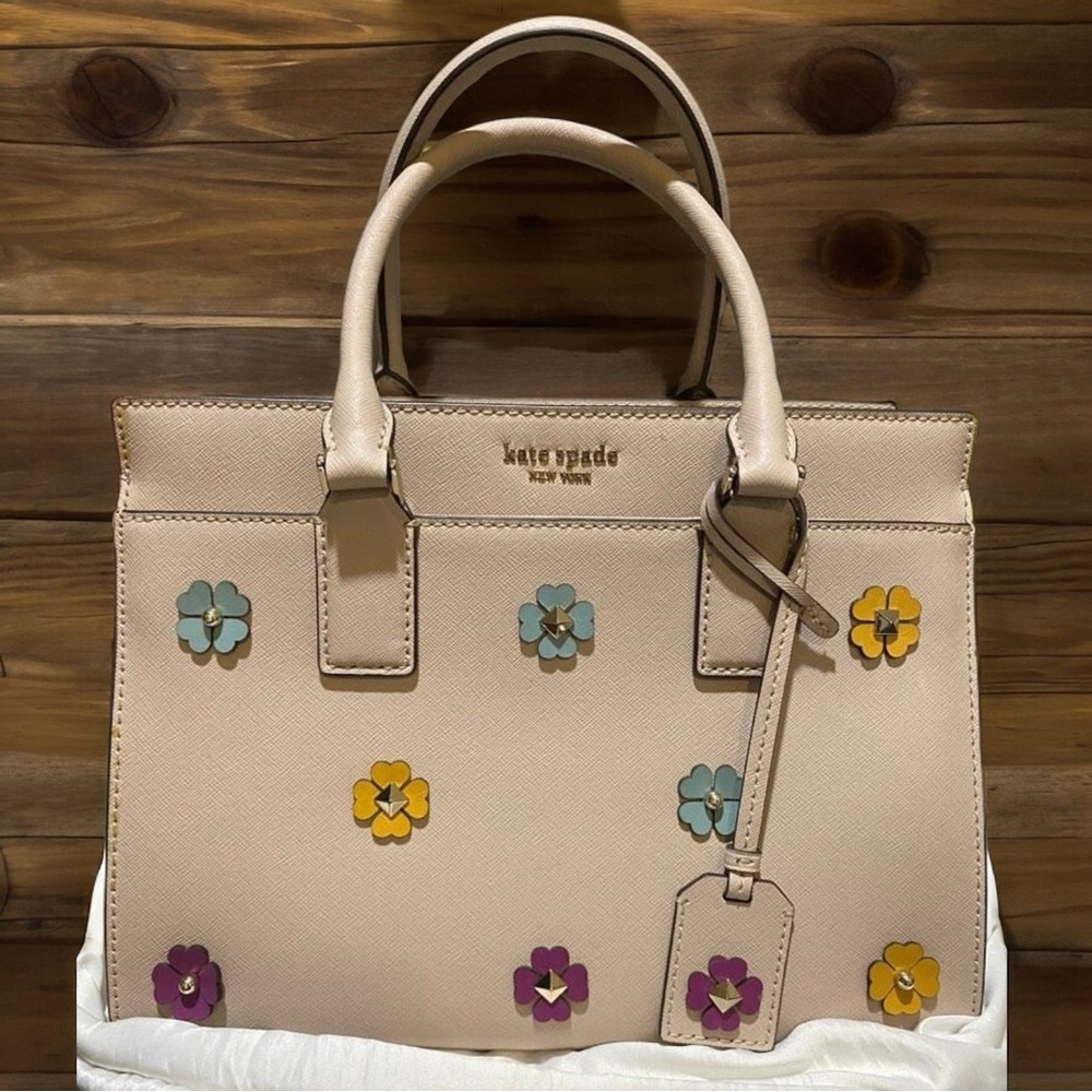 NEW Kate Spade Cameron Spade Flower Applique Beige MD Satchel With Crossbody